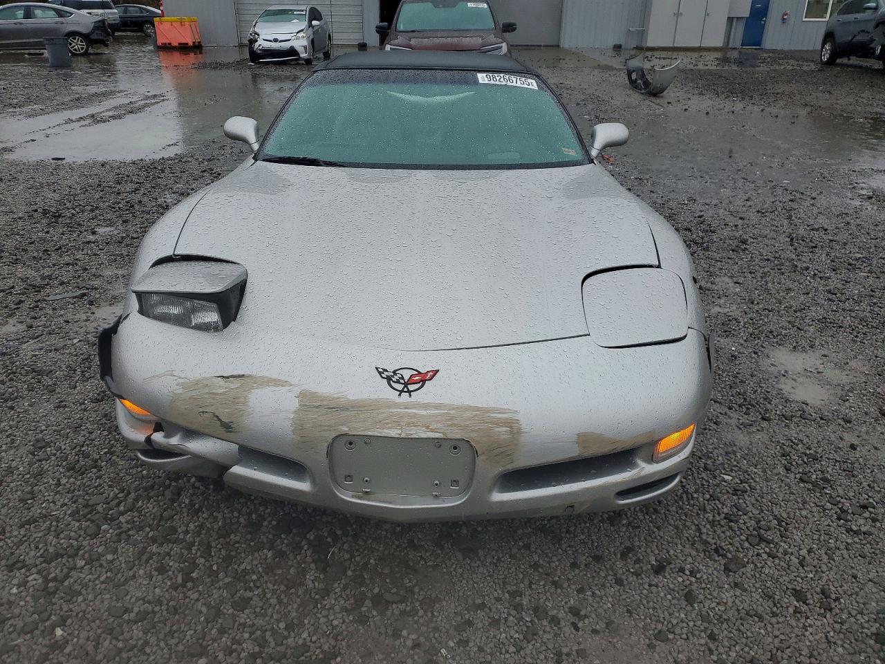 2004 CHEVROLET CORVETTE photo 5