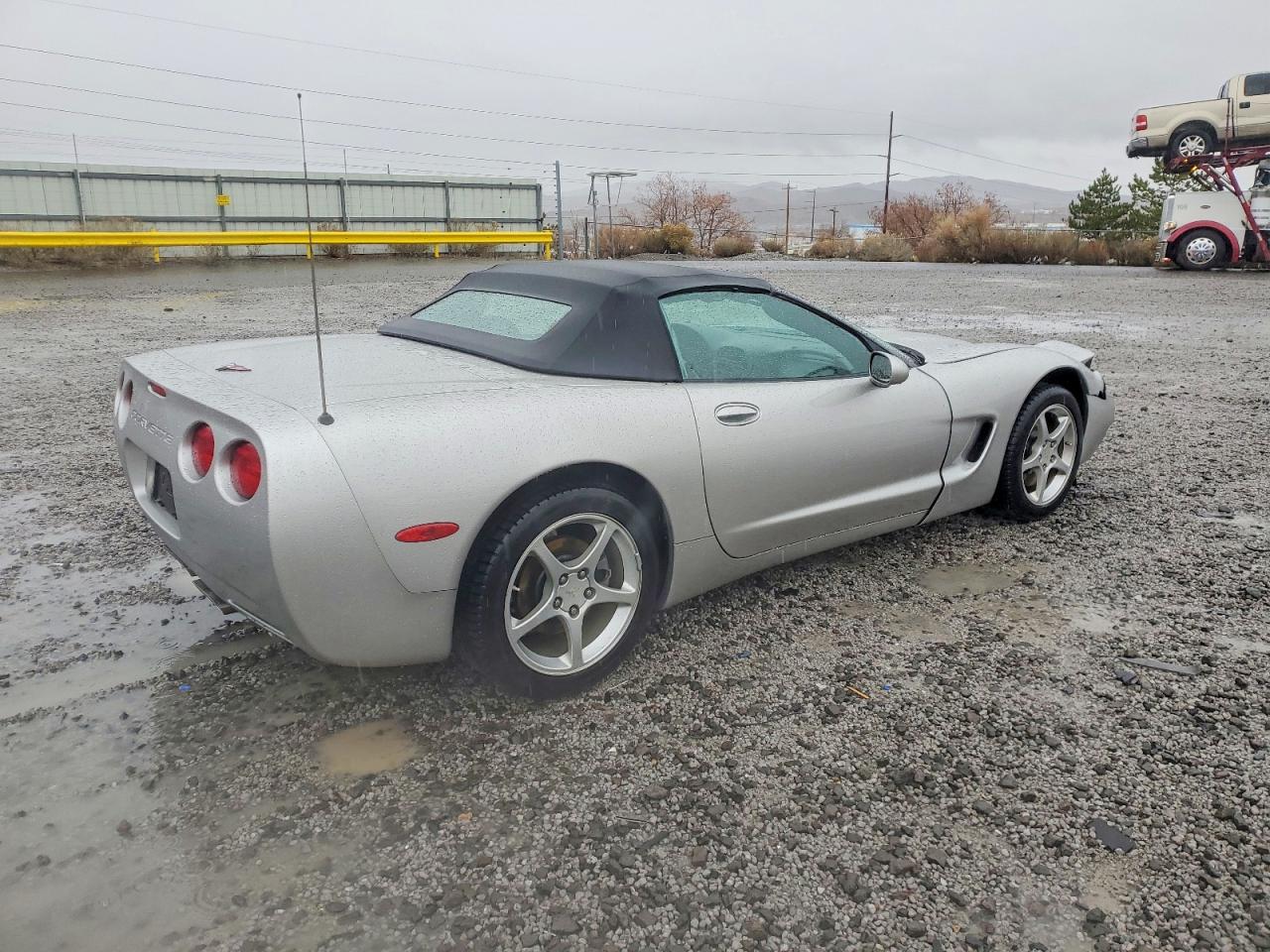 2004 CHEVROLET CORVETTE photo 3
