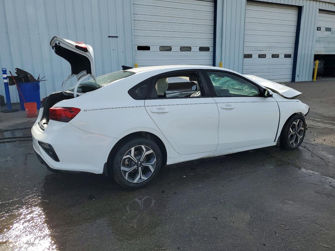 2019 KIA FORTE FE photo 3