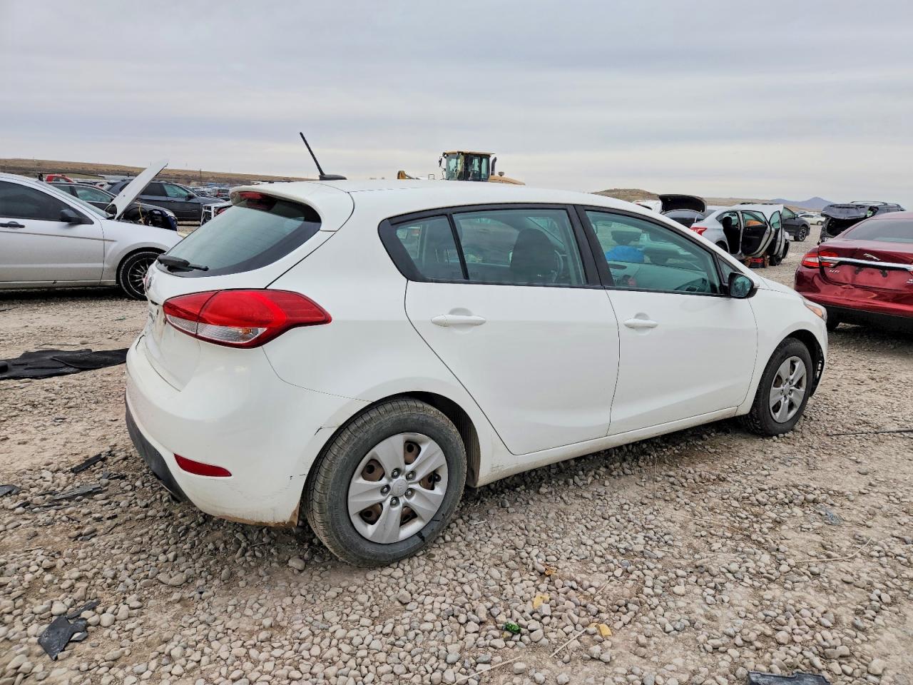 2017 KIA FORTE LX photo 3