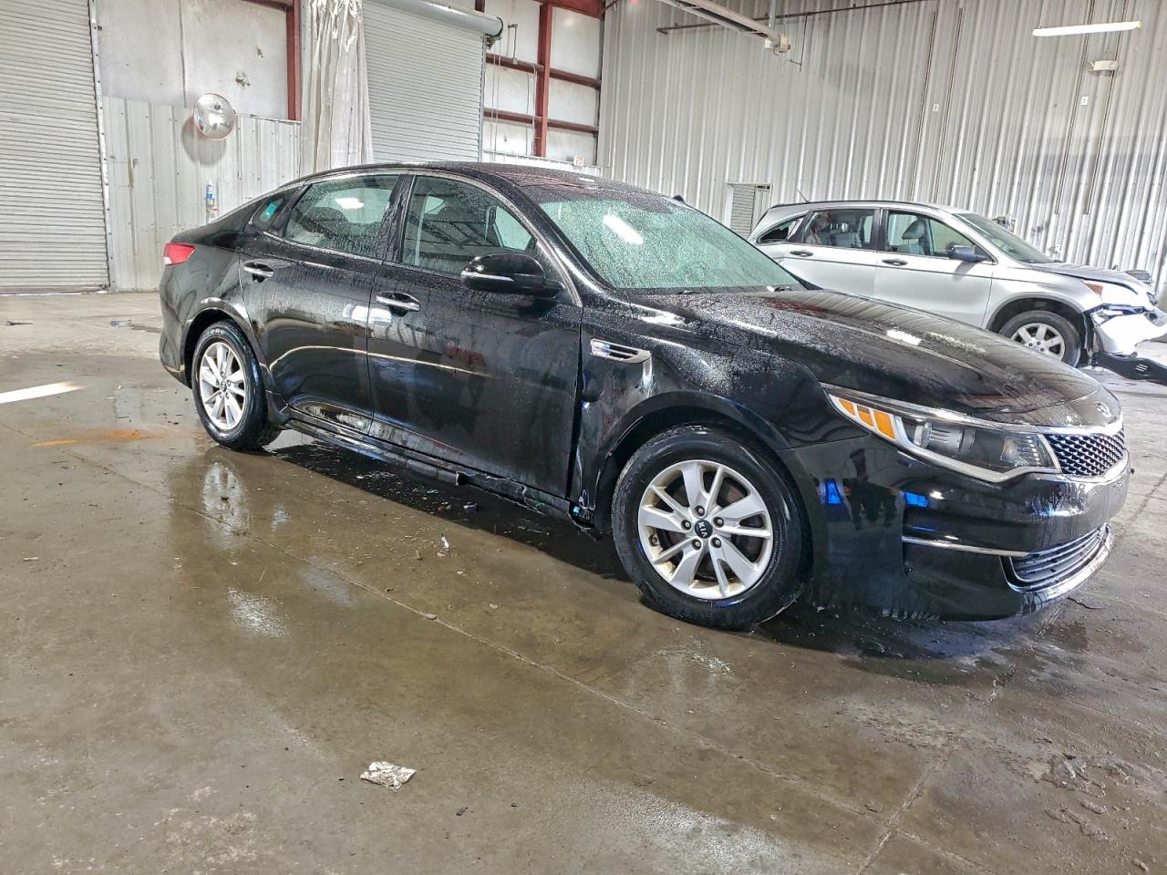 2016 KIA OPTIMA LX photo 4