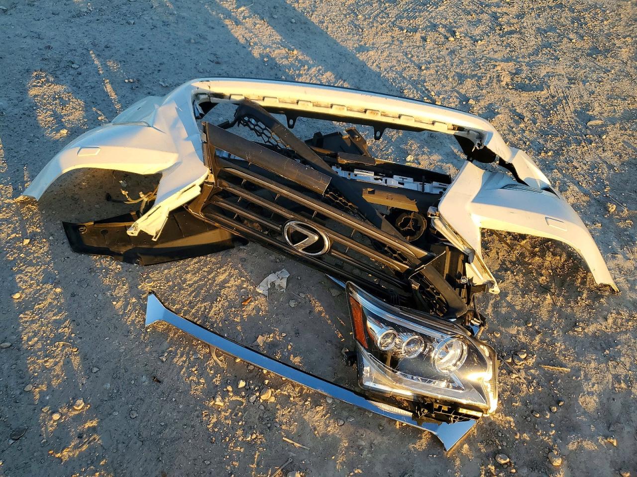 2016 LEXUS GX 460 photo 13