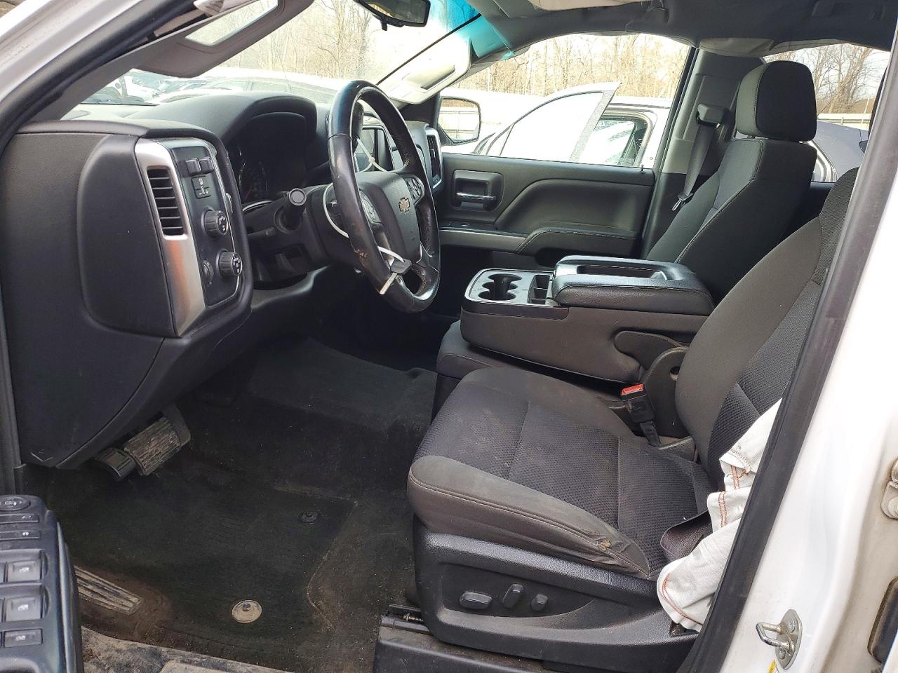 2017 CHEVROLET SILVERADO K1500 LT photo 7