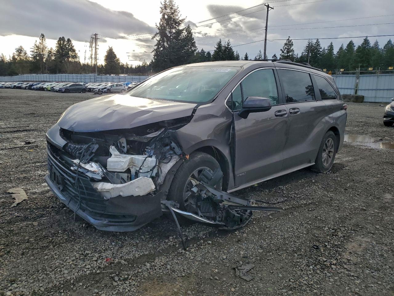 2021 TOYOTA SIENNA