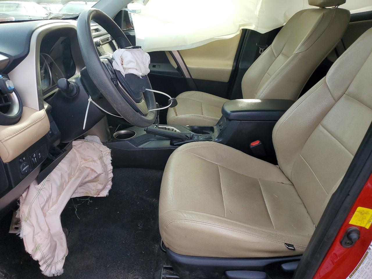 2014 TOYOTA RAV4 XLE photo 7