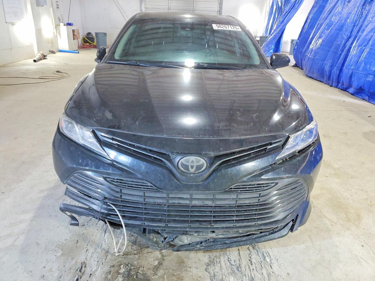 2018 TOYOTA CAMRY L photo 5