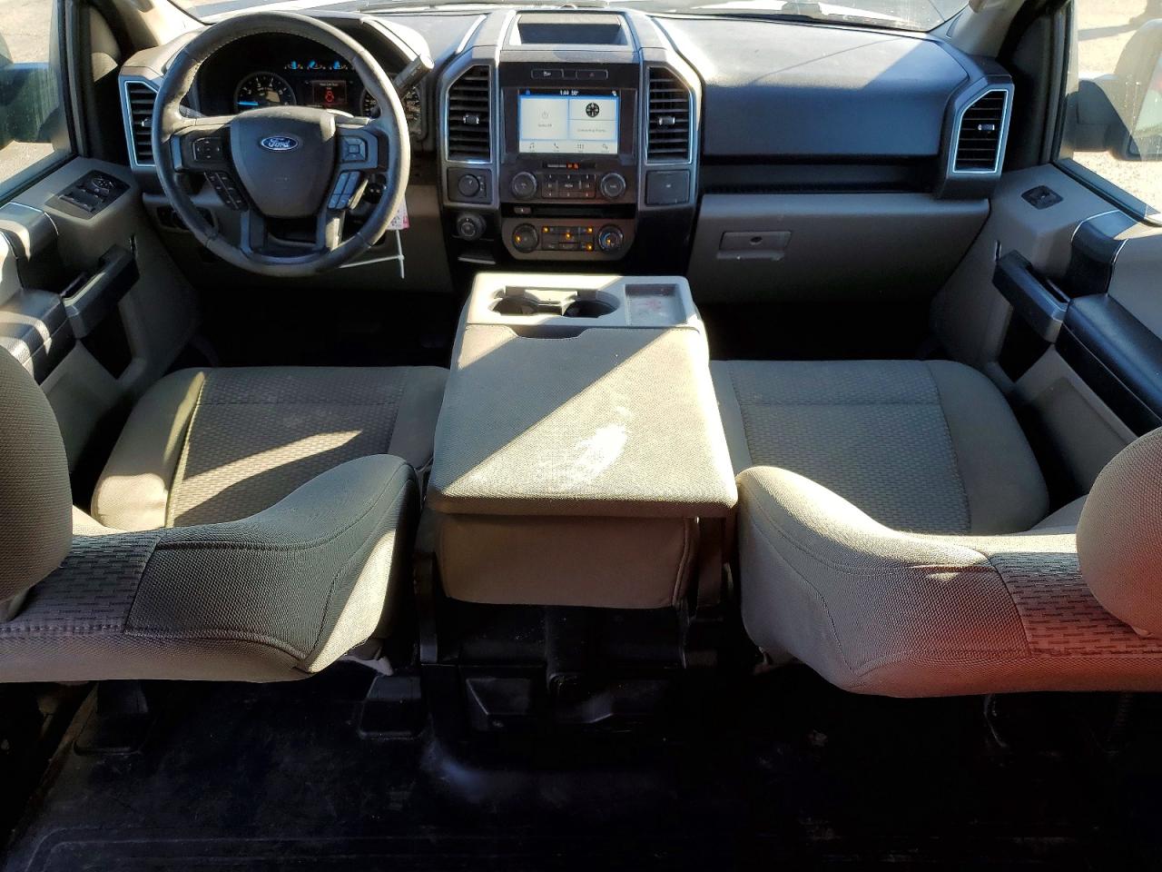 2017 FORD F150 SUPERCREW photo 8
