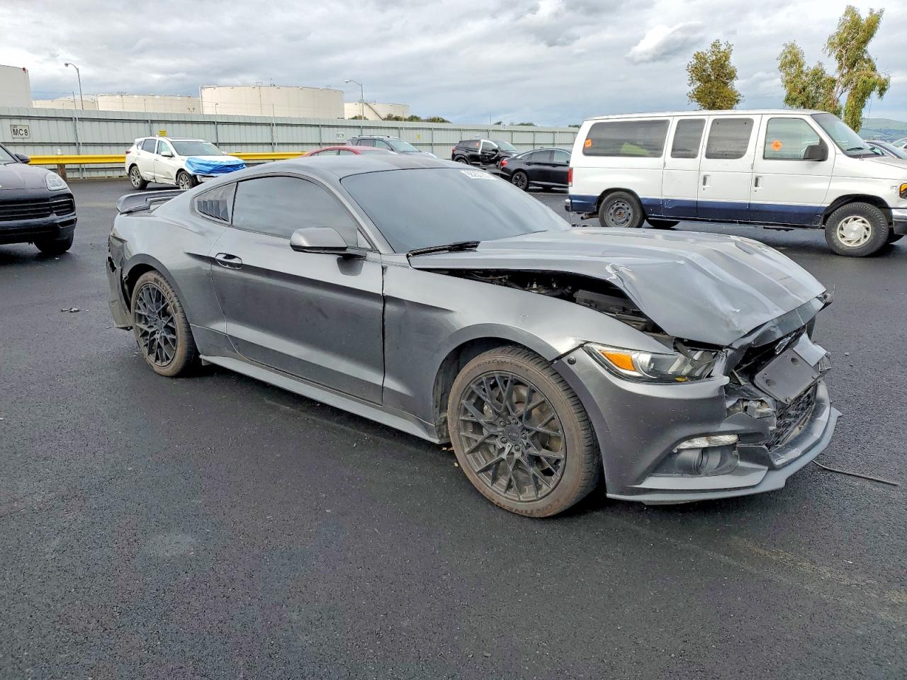 2015 FORD MUSTANG photo 4
