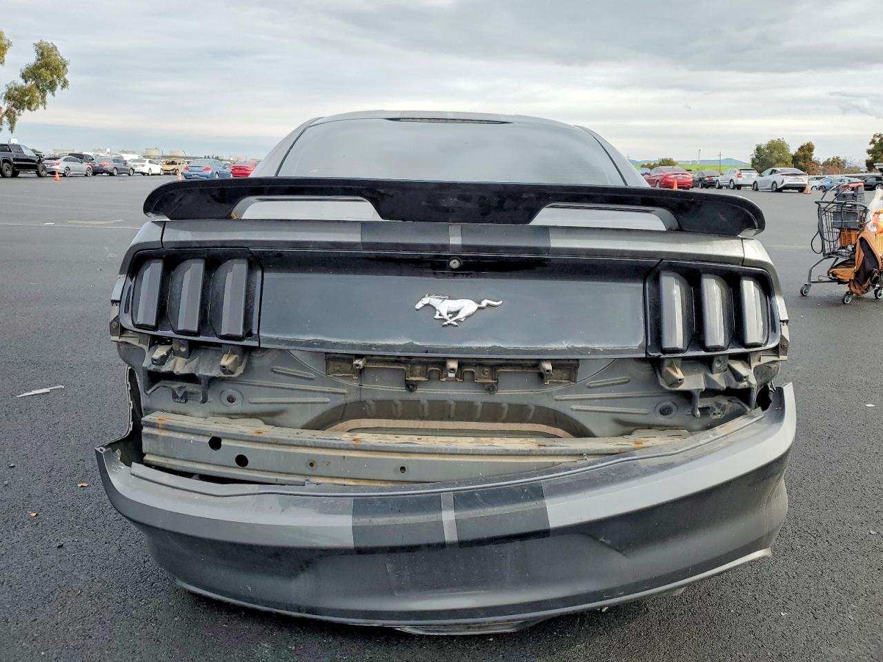 2015 FORD MUSTANG photo 6