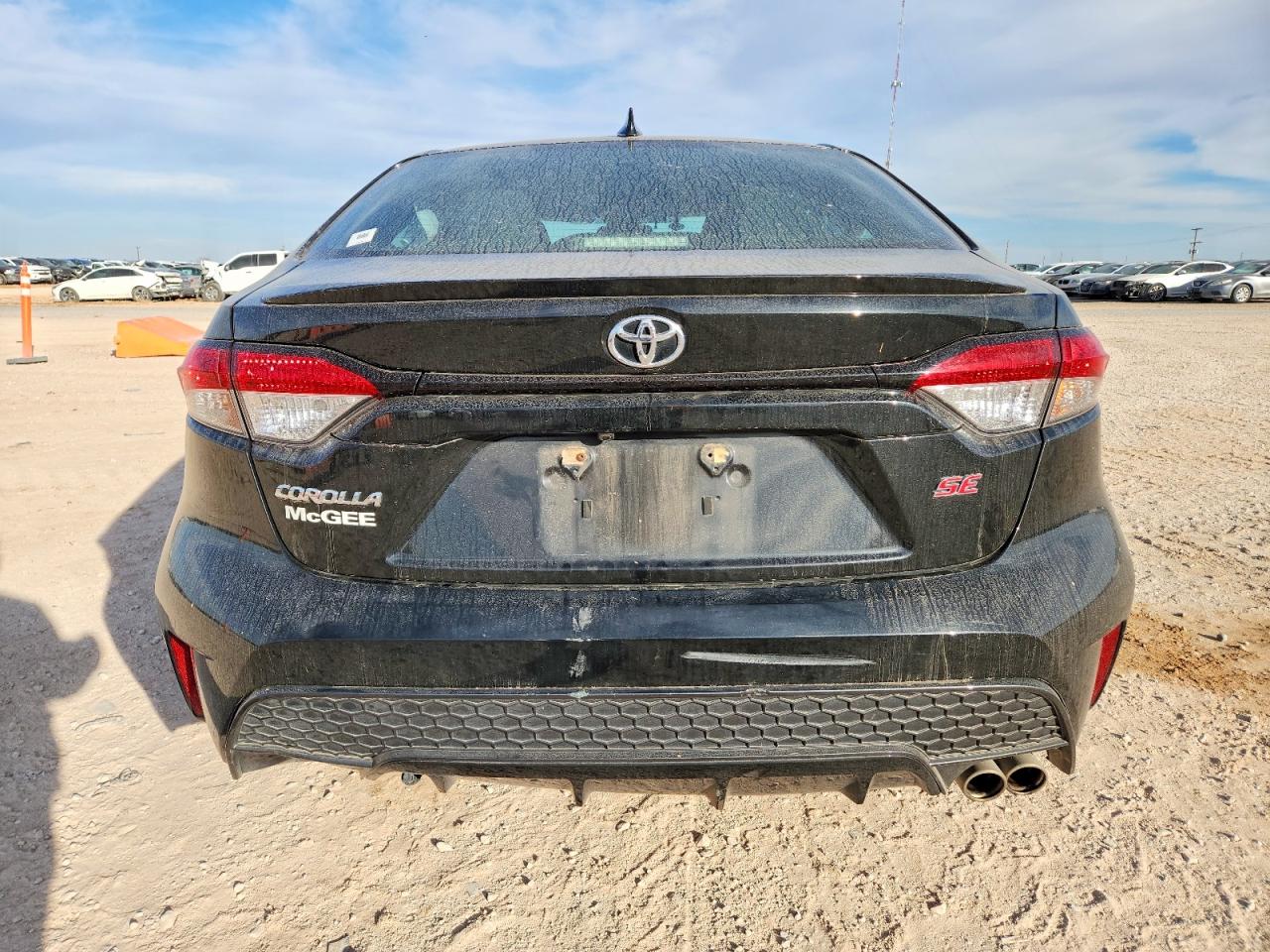 2020 TOYOTA COROLLA SE photo 6