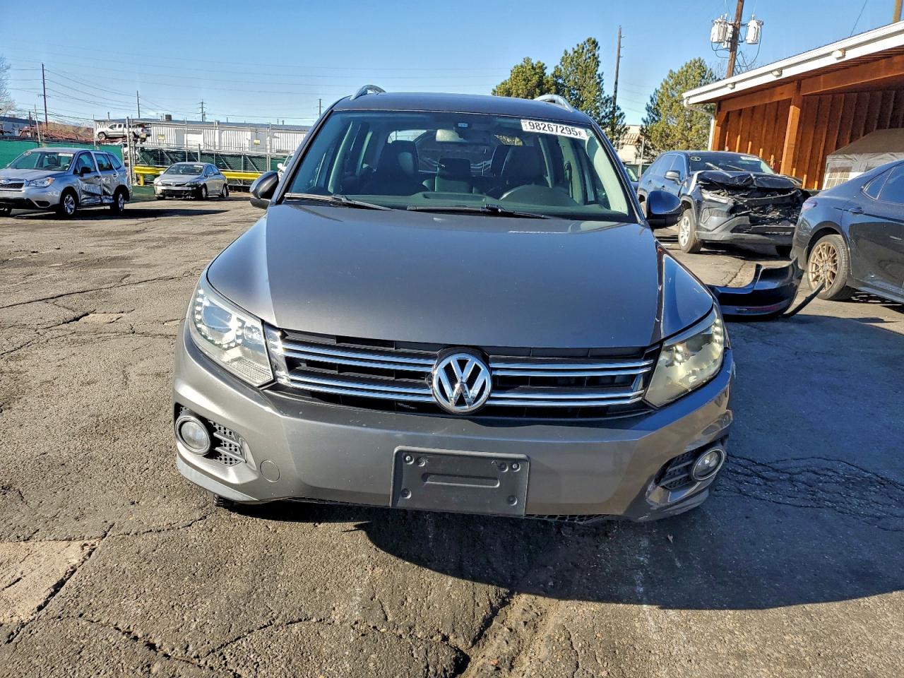 2016 VOLKSWAGEN TIGUAN S photo 5