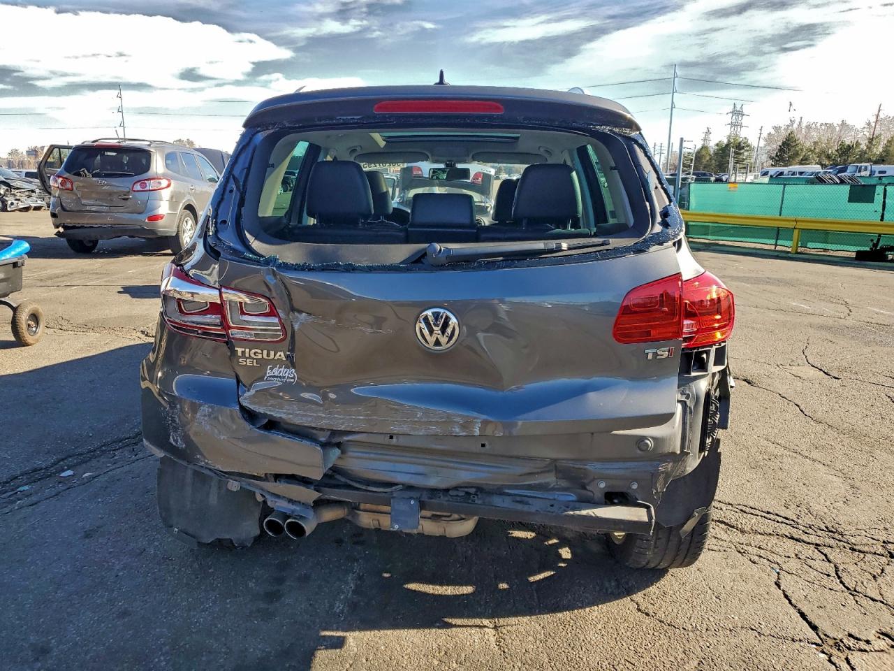 2016 VOLKSWAGEN TIGUAN S photo 6