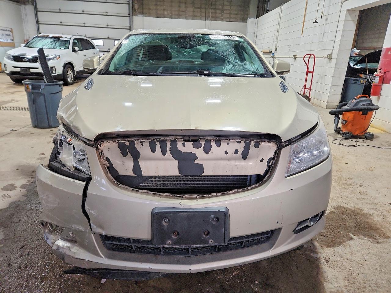 2012 BUICK LACROSSE PREMIUM photo 5