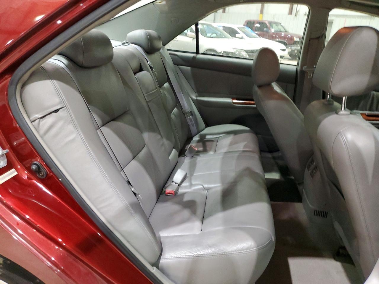 2003 TOYOTA CAMRY LE photo 10
