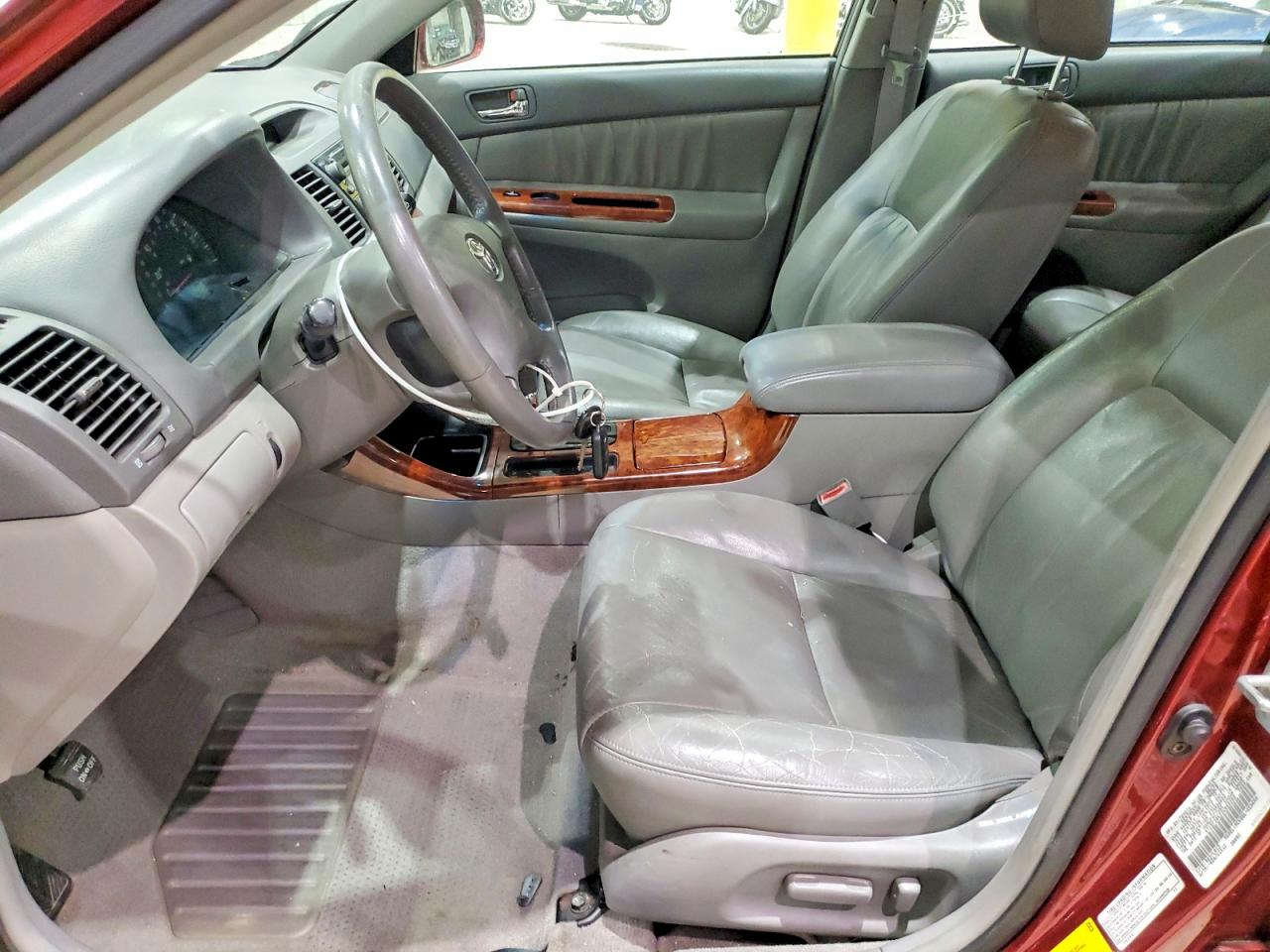 2003 TOYOTA CAMRY LE photo 7