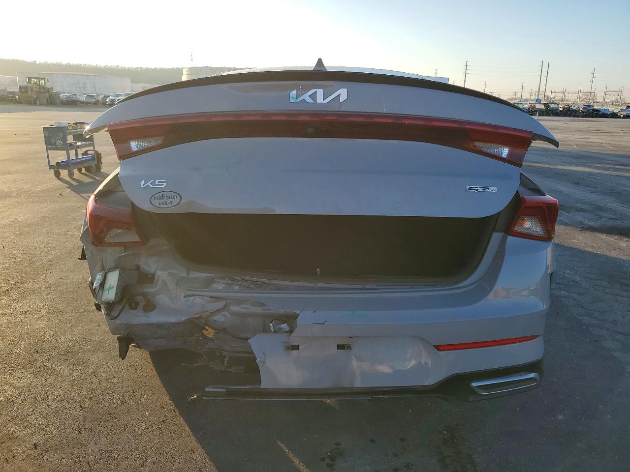 2023 KIA K5 GT LINE photo 6