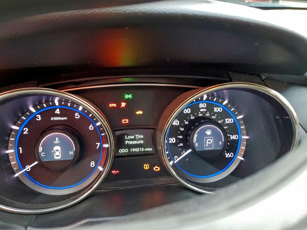 2011 HYUNDAI SONATA GLS photo 9