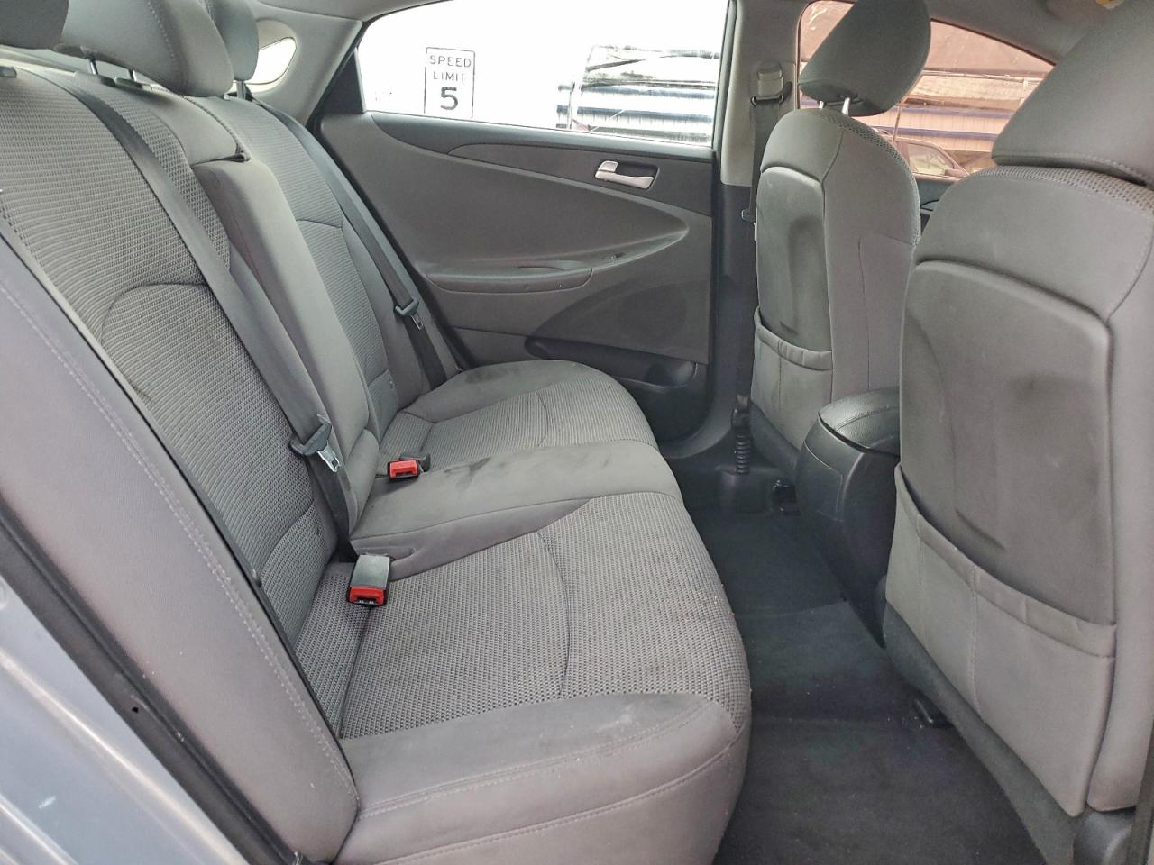 2011 HYUNDAI SONATA GLS photo 10