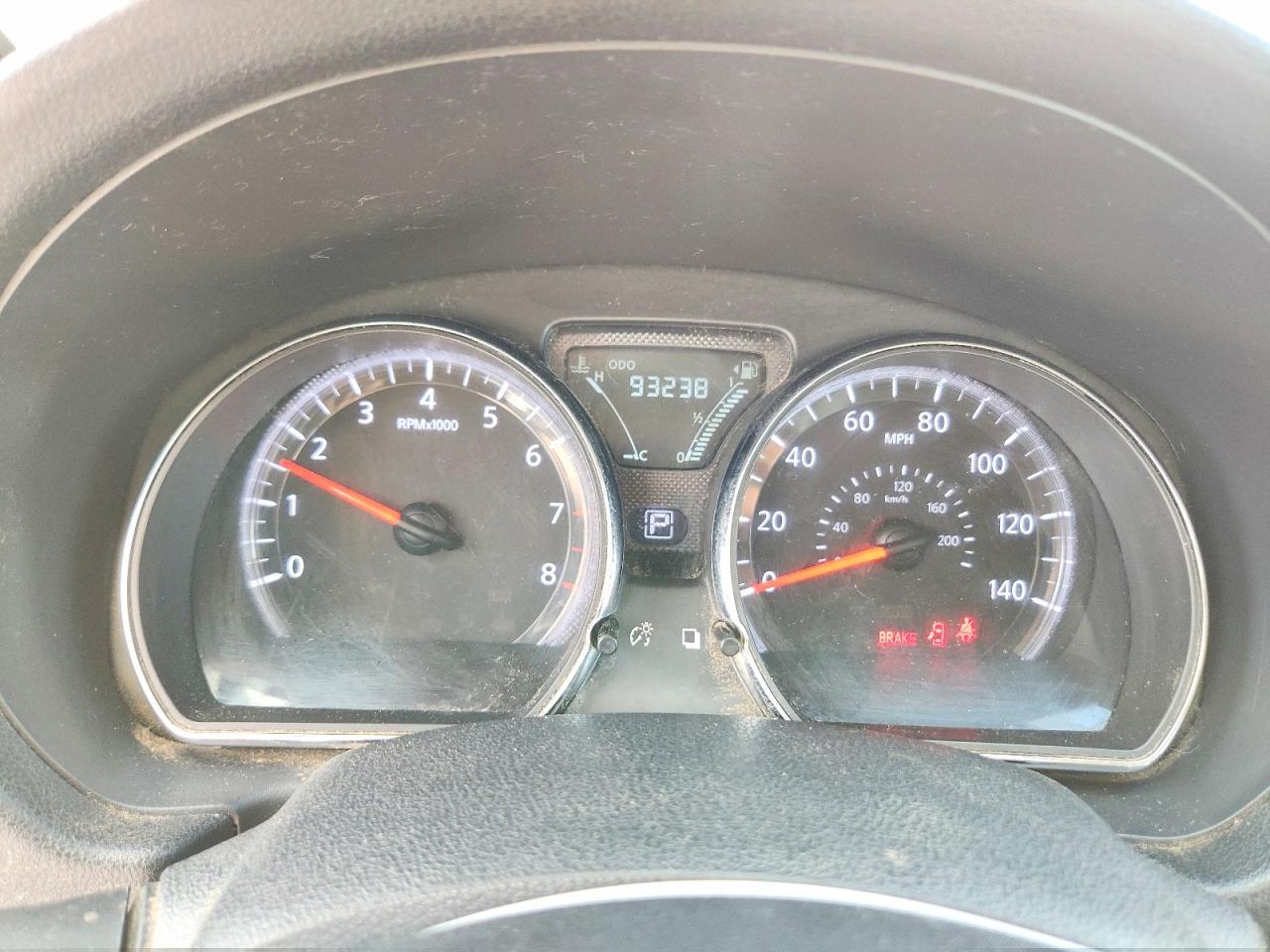 2018 NISSAN VERSA S photo 9