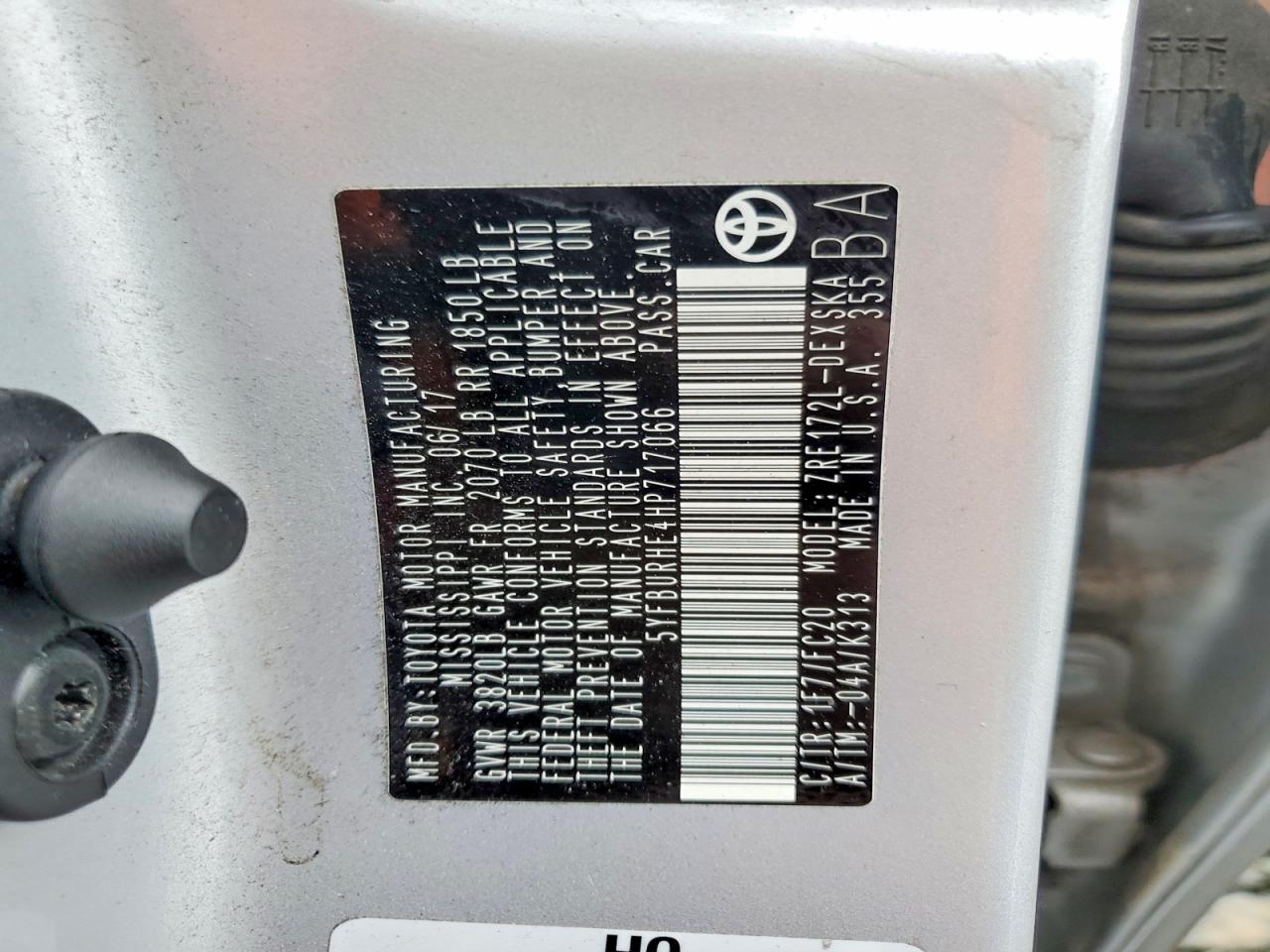 2017 TOYOTA COROLLA SE photo 23