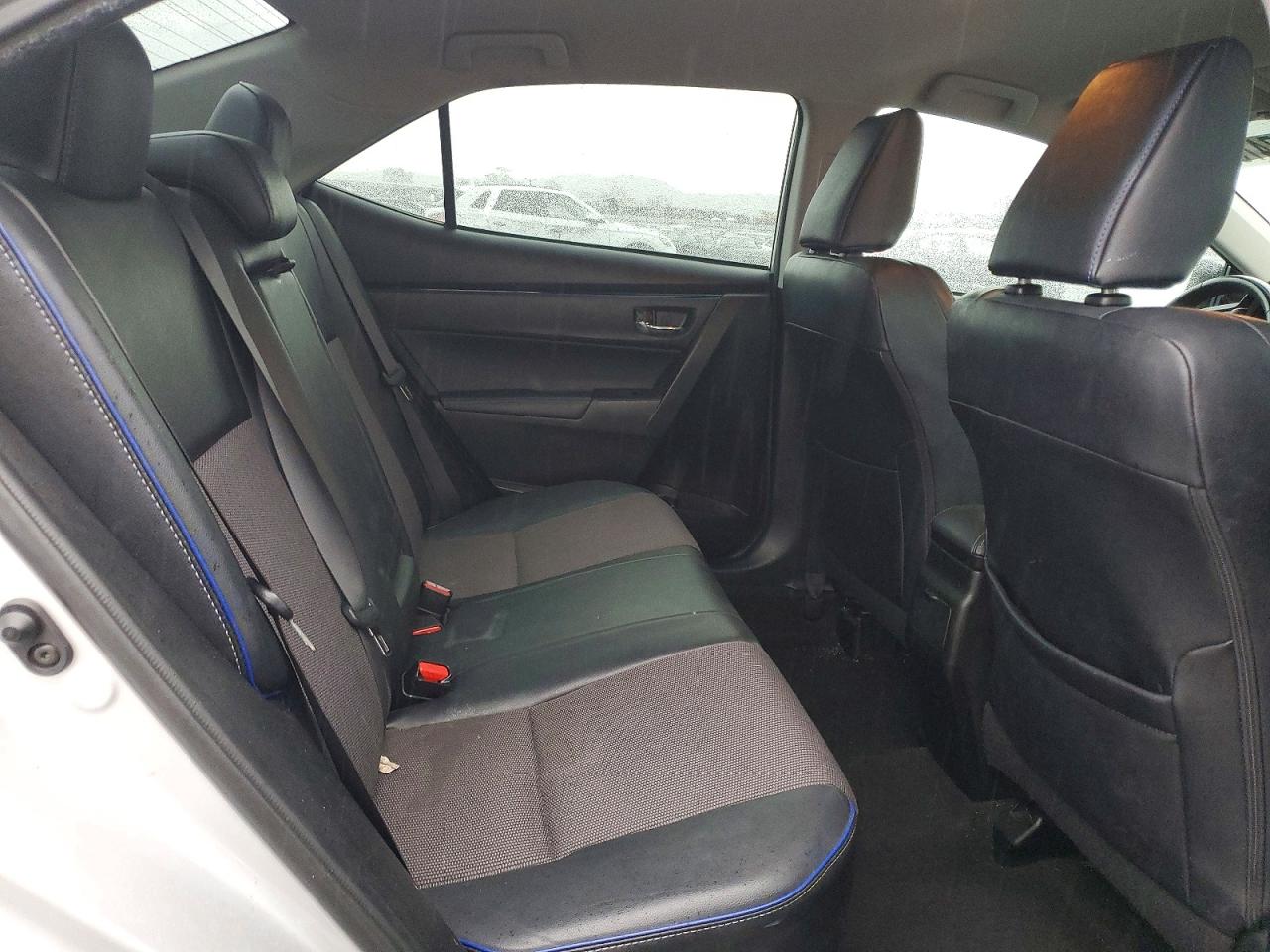 2017 TOYOTA COROLLA SE photo 19