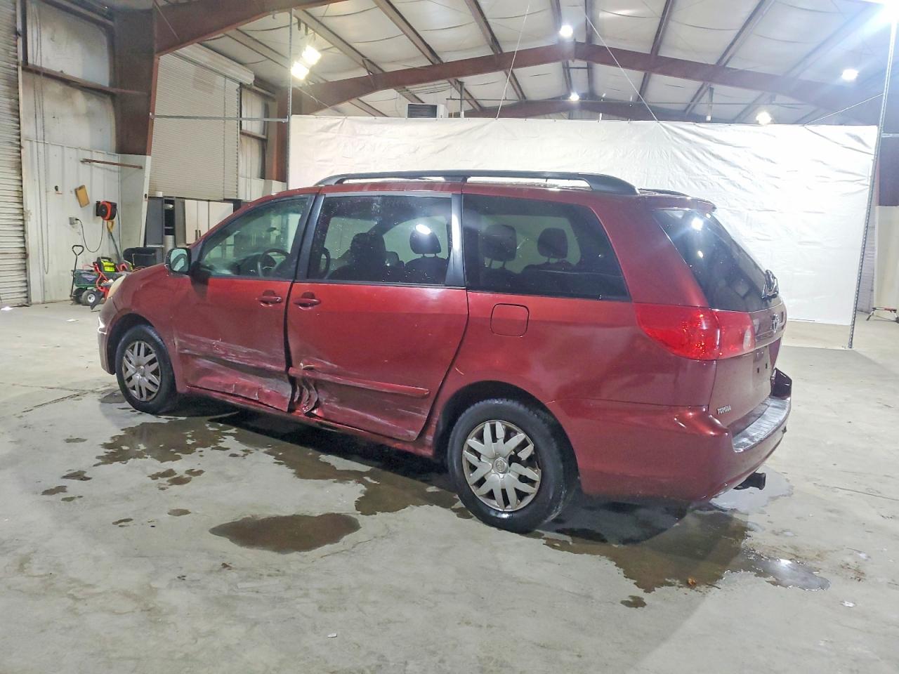 2008 TOYOTA SIENNA LE 7-PASSENGER photo 3