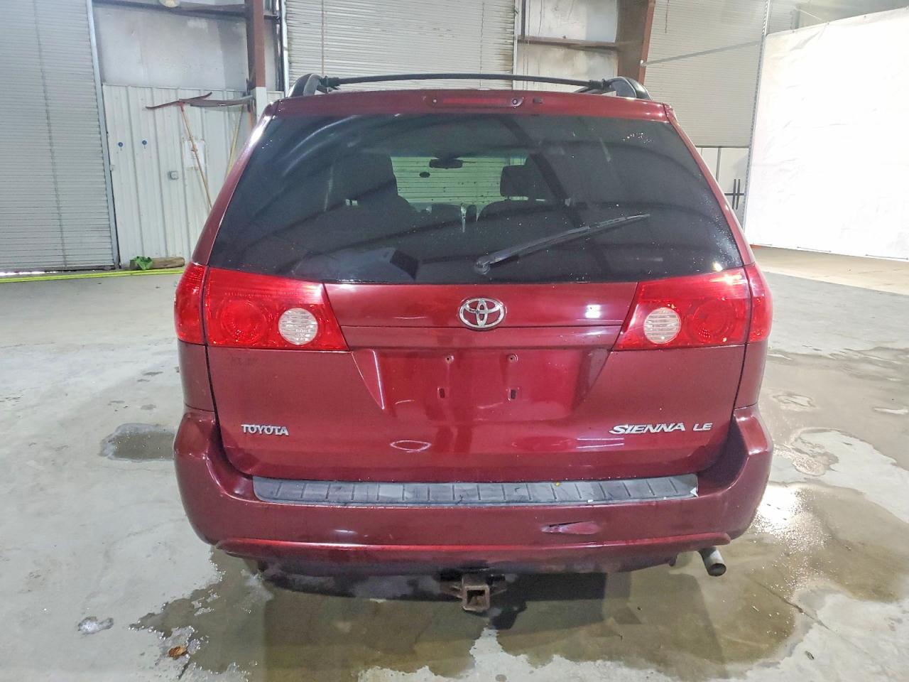 2008 TOYOTA SIENNA LE 7-PASSENGER photo 11