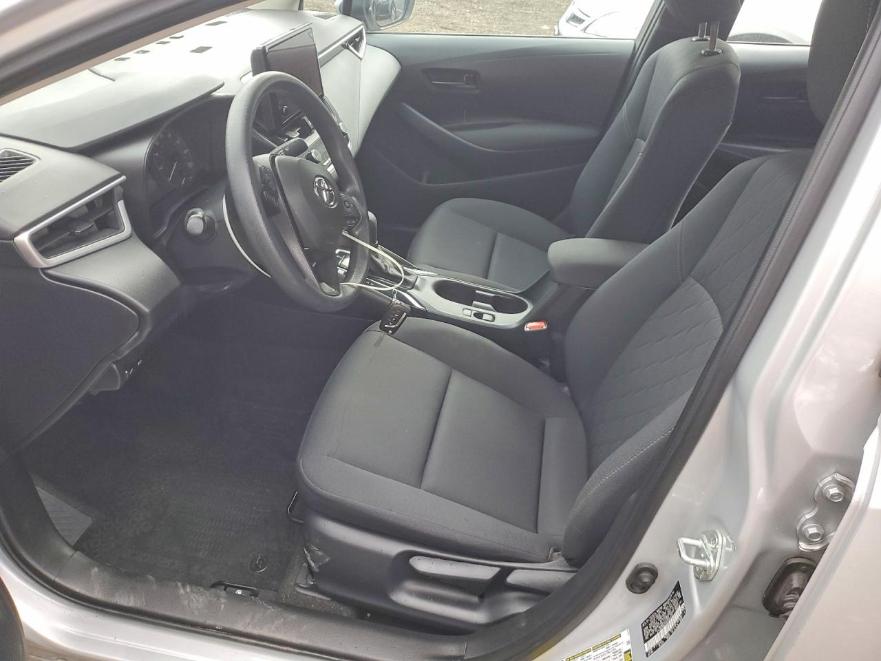 2023 TOYOTA COROLLA LE photo 7
