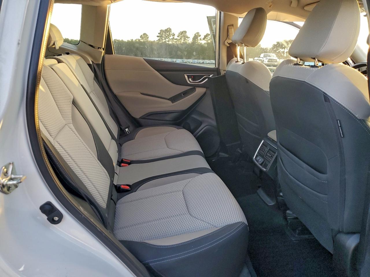 2020 SUBARU FORESTER PREMIUM photo 11