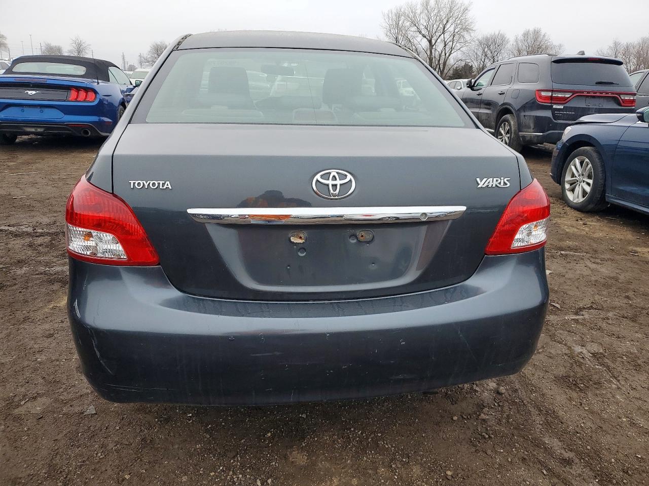2009 TOYOTA YARIS photo 6