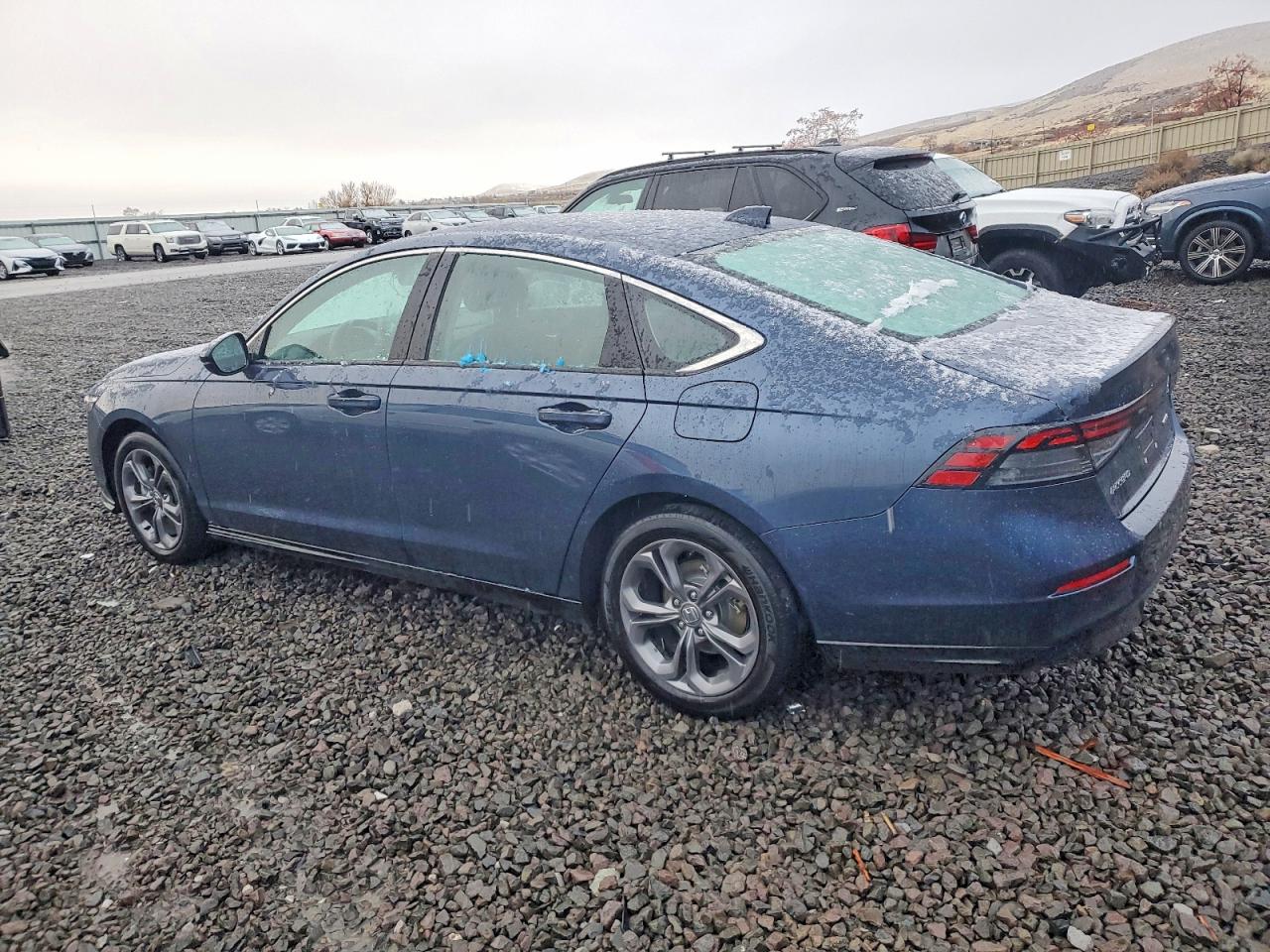 2025 HONDA ACCORD HYBRID EXL photo 2