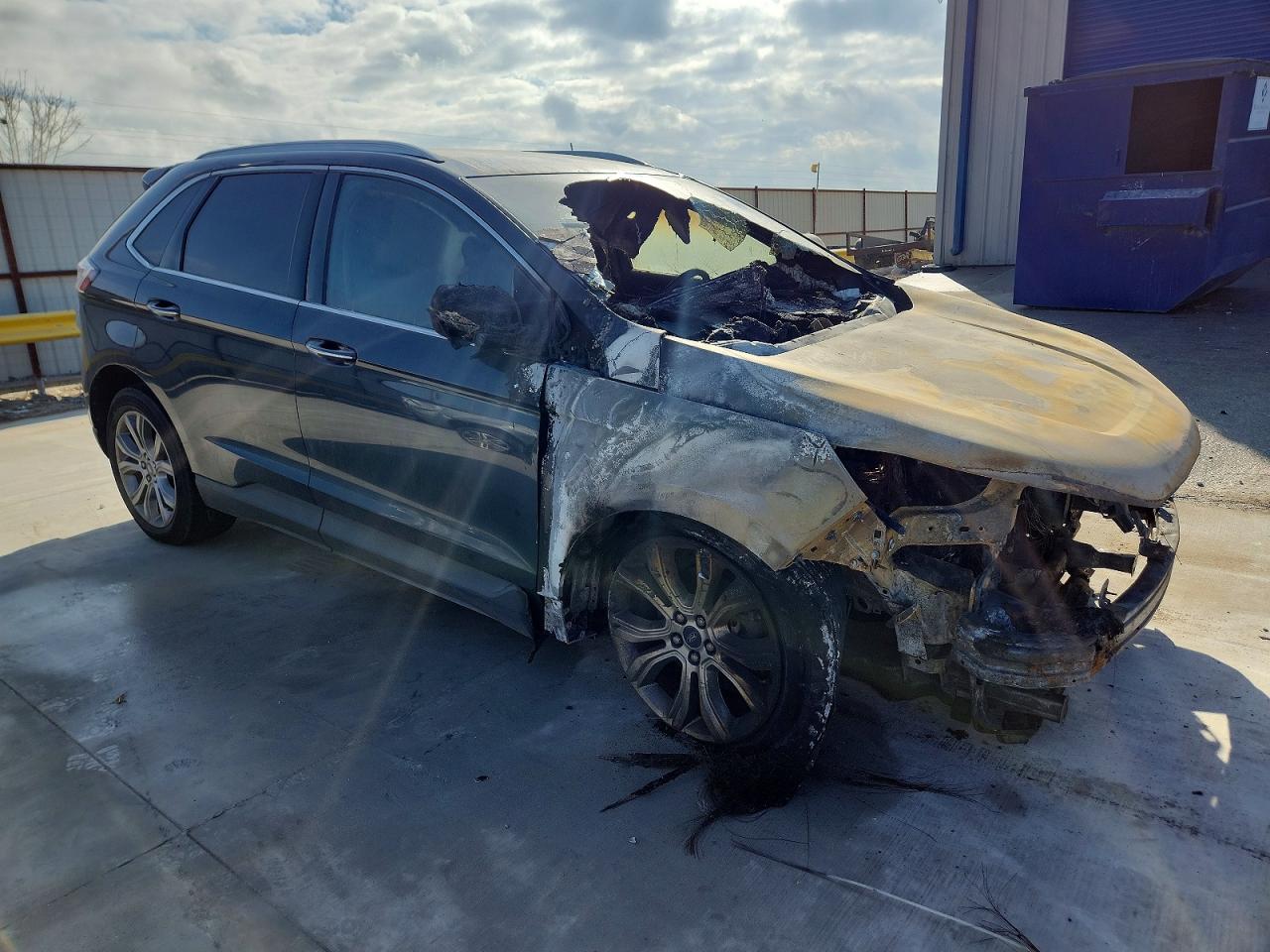 2019 FORD EDGE TITANIUM photo 4