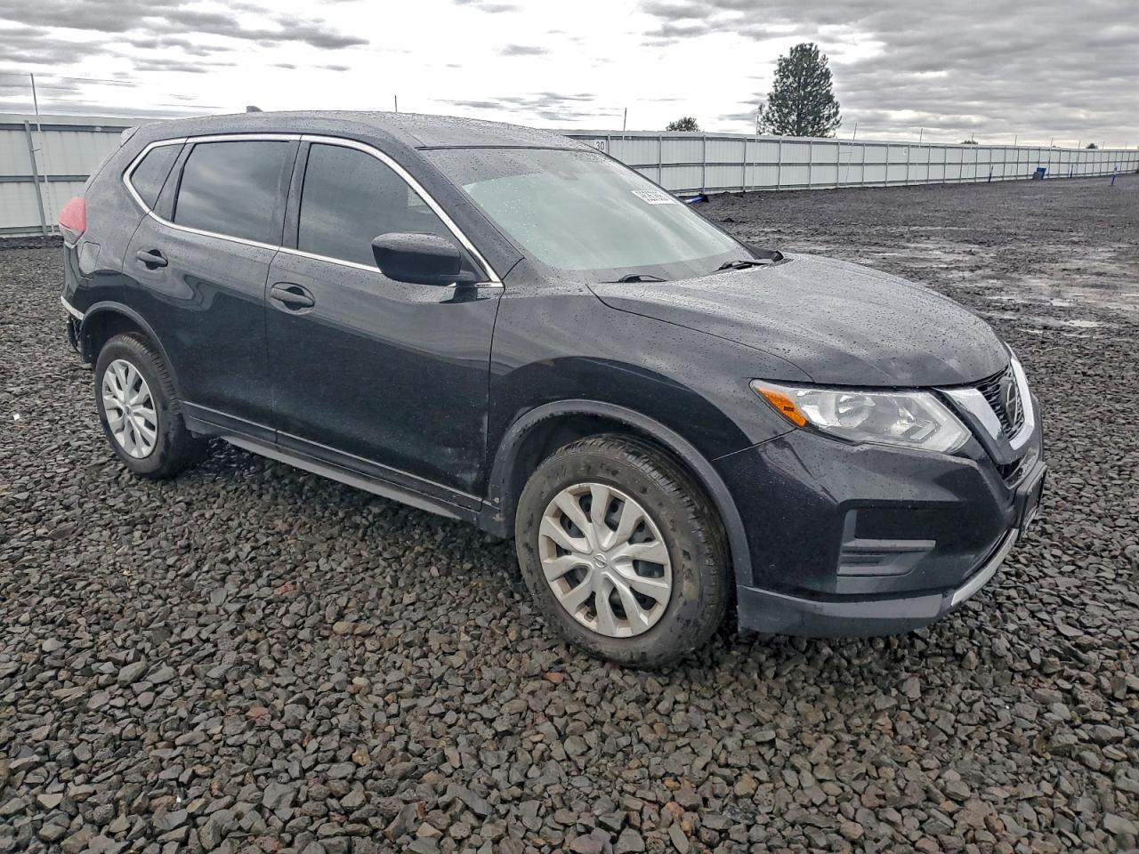 2020 NISSAN ROGUE S photo 4