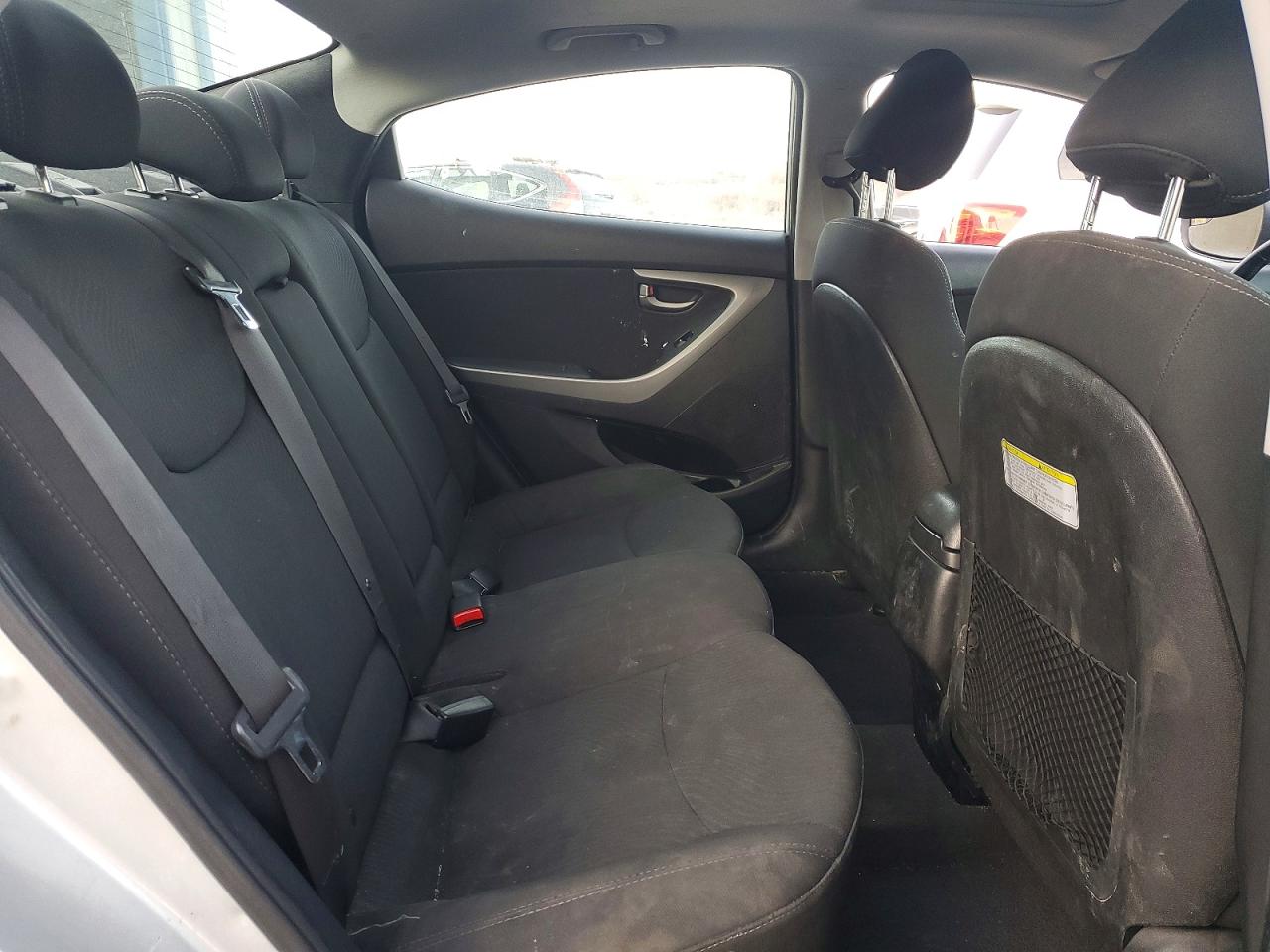 2015 HYUNDAI ELANTRA SE photo 10