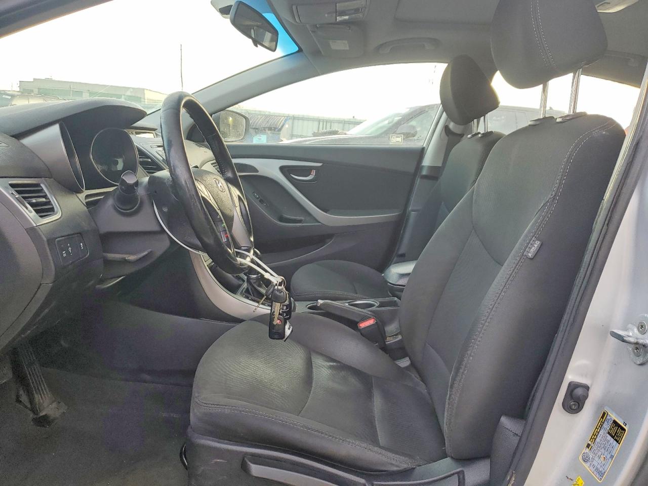 2015 HYUNDAI ELANTRA SE photo 7