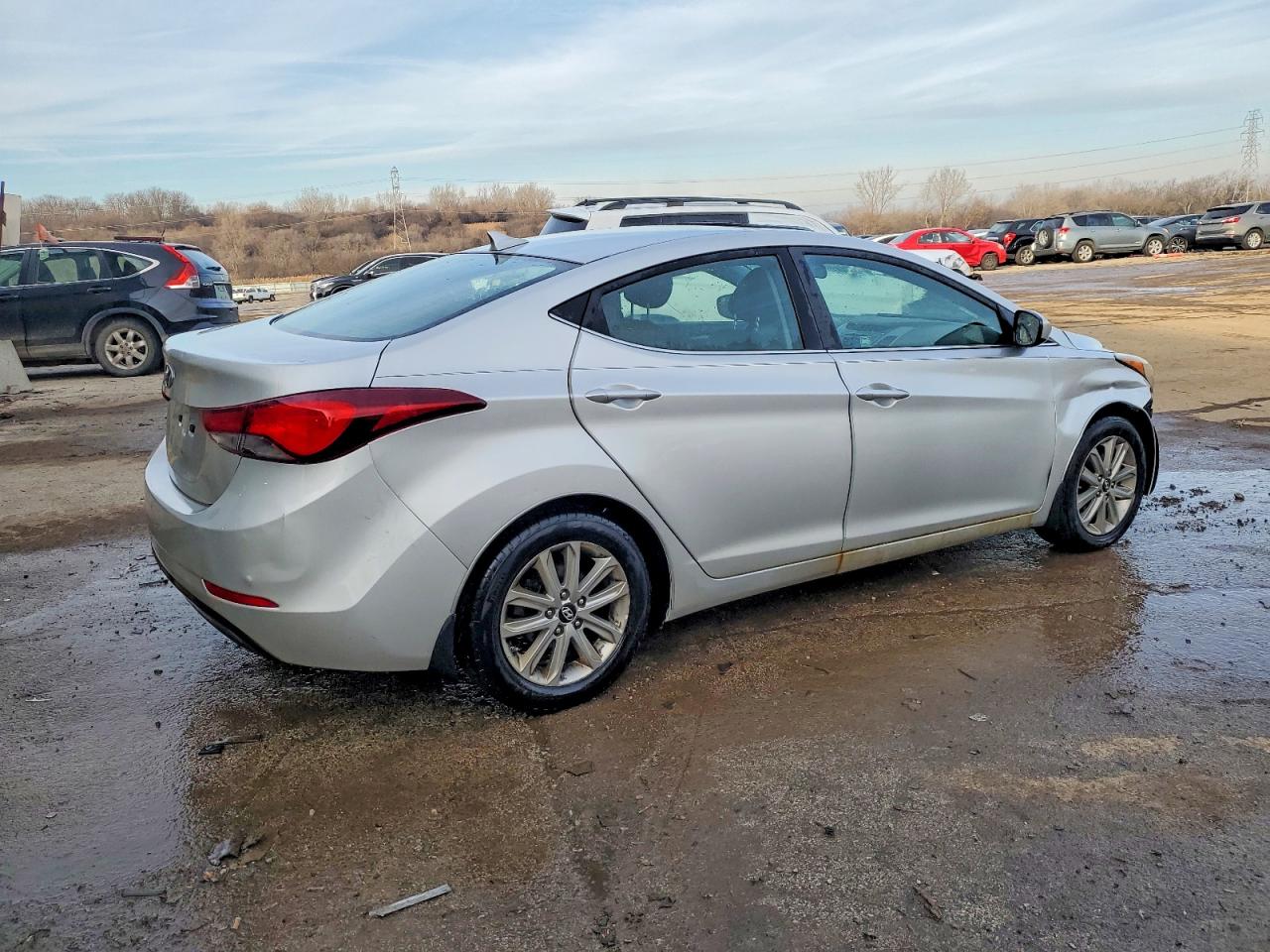 2015 HYUNDAI ELANTRA SE photo 3