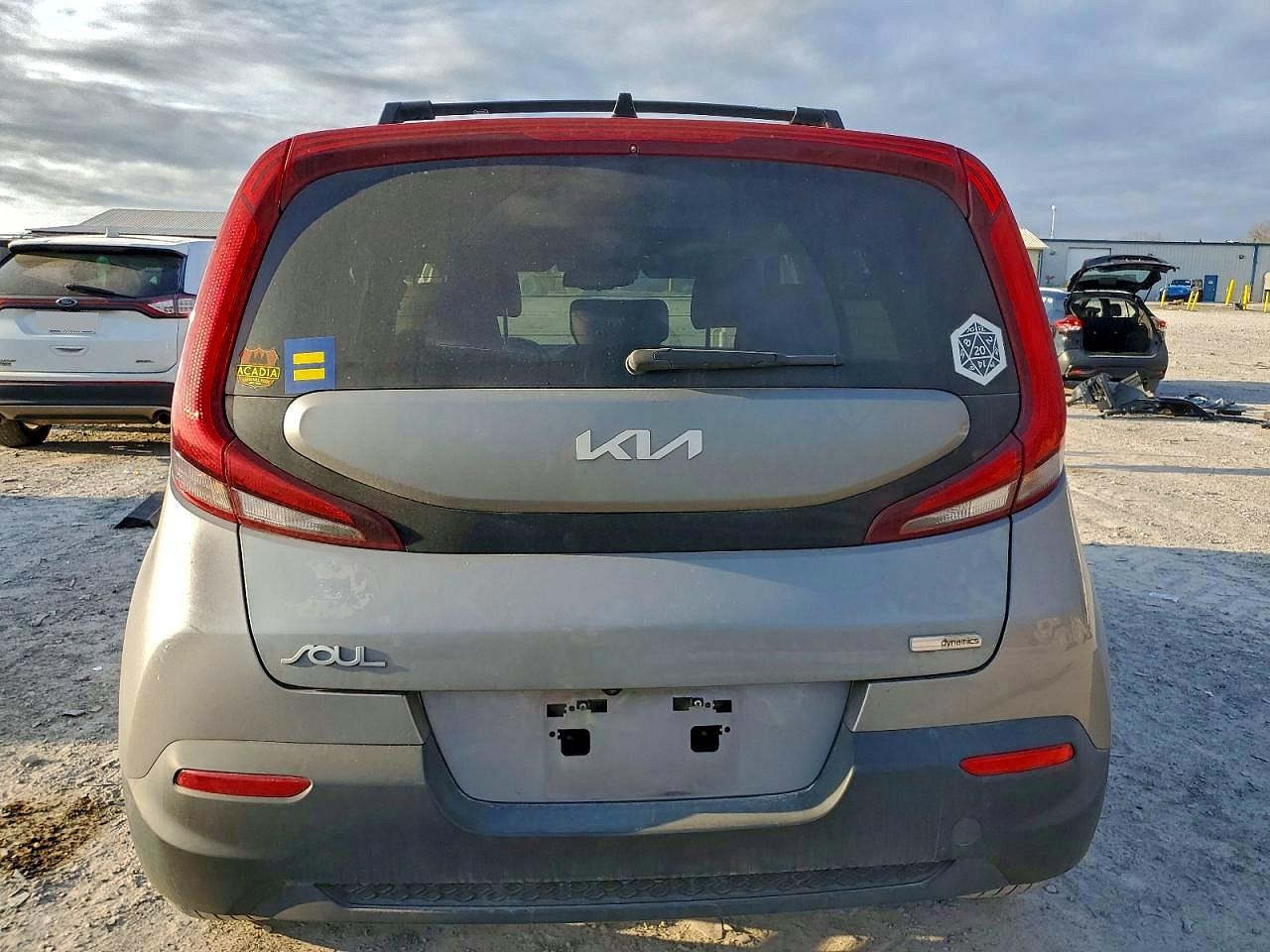 2022 KIA SOUL EX photo 6