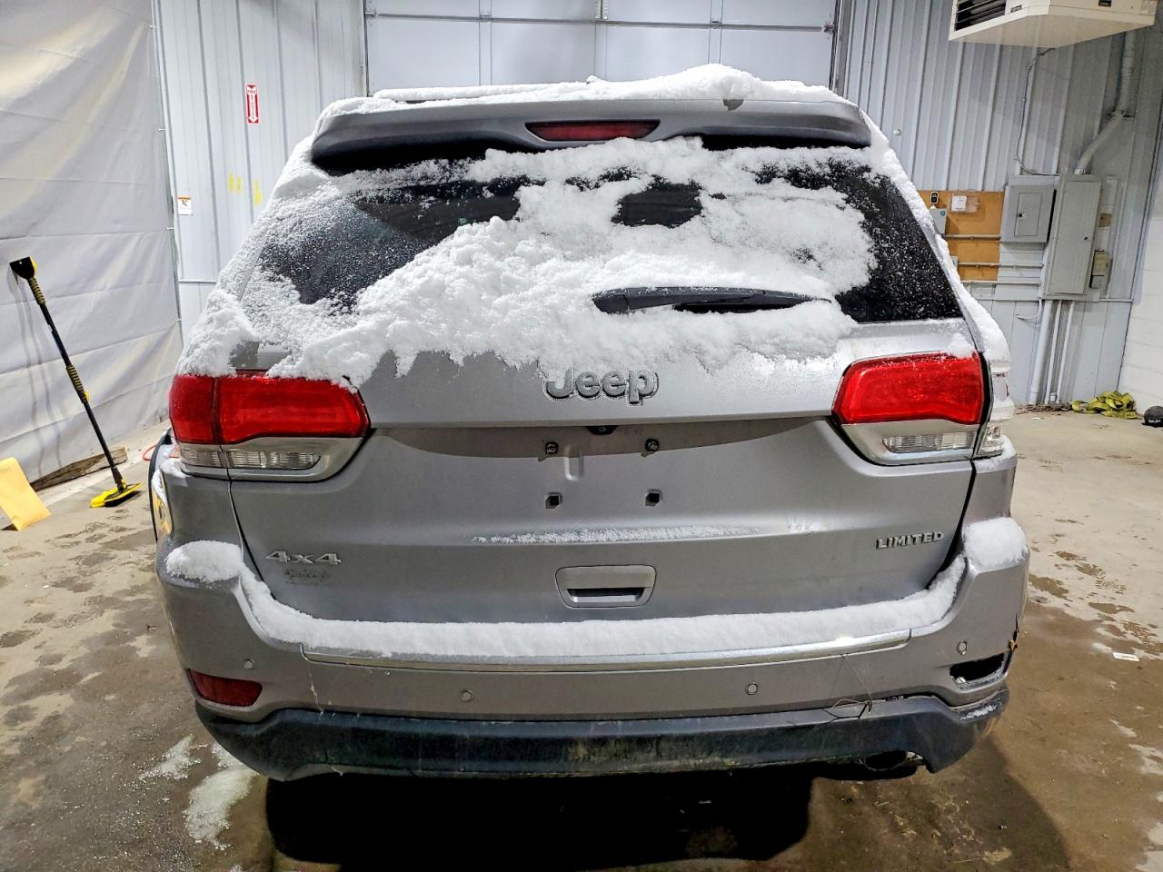 2019 JEEP GRAND CHEROKEE LIMITED photo 11