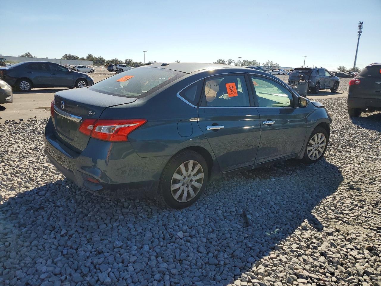 2017 NISSAN SENTRA S photo 3