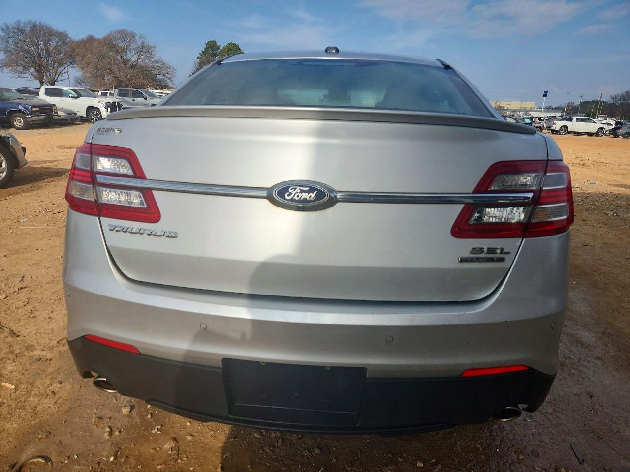 2016 FORD TAURUS SEL photo 6