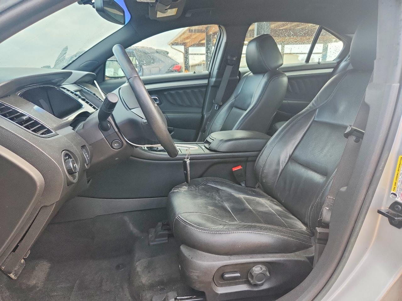 2016 FORD TAURUS SEL photo 7