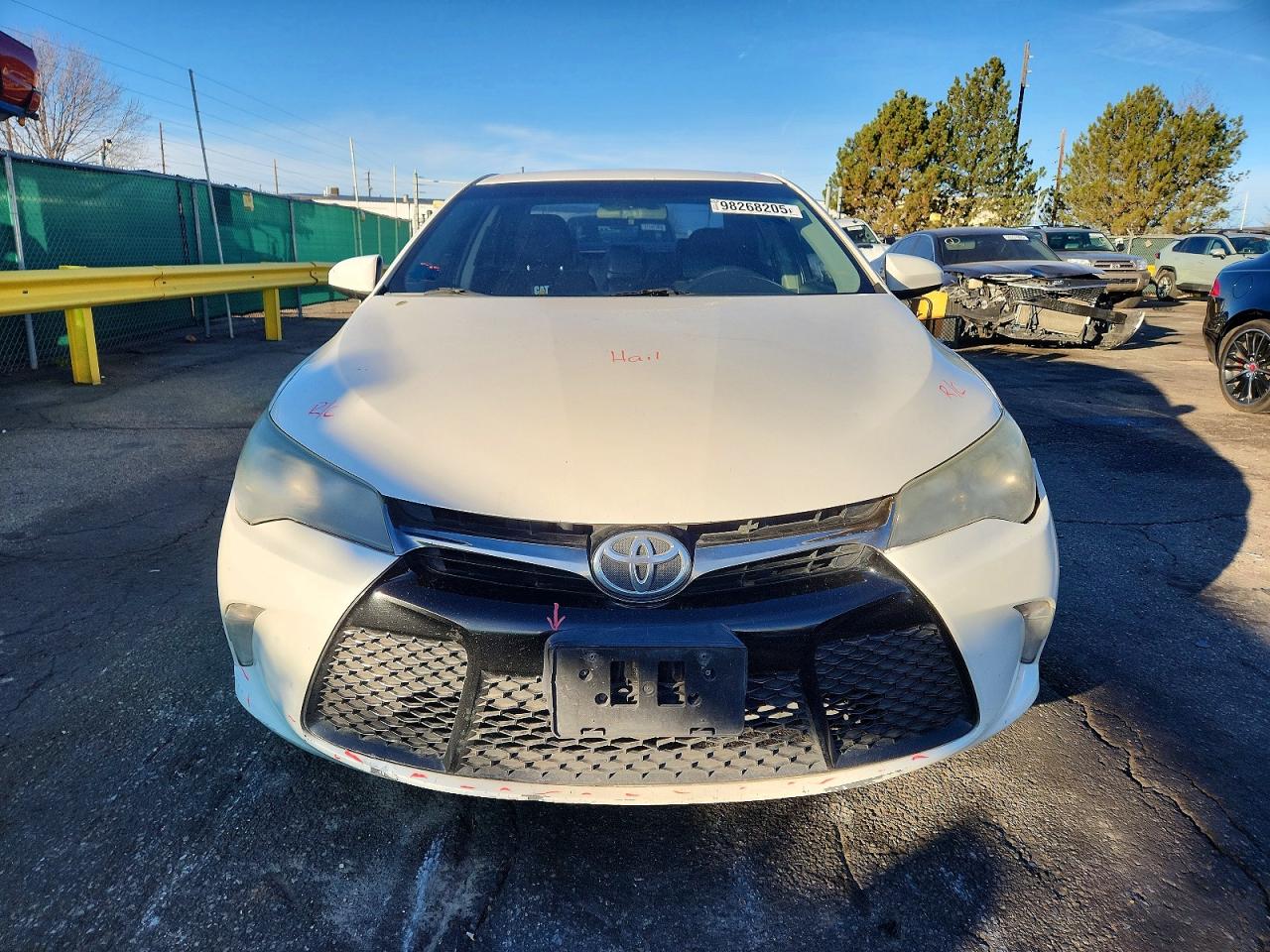 2017 TOYOTA CAMRY LE photo 5
