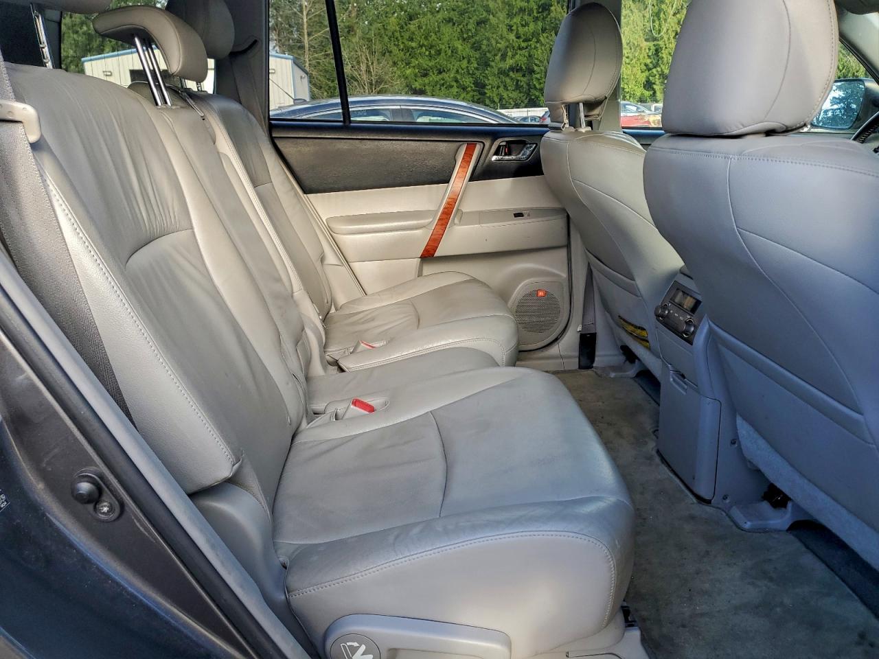 2009 TOYOTA HIGHLANDER LIMITED photo 11