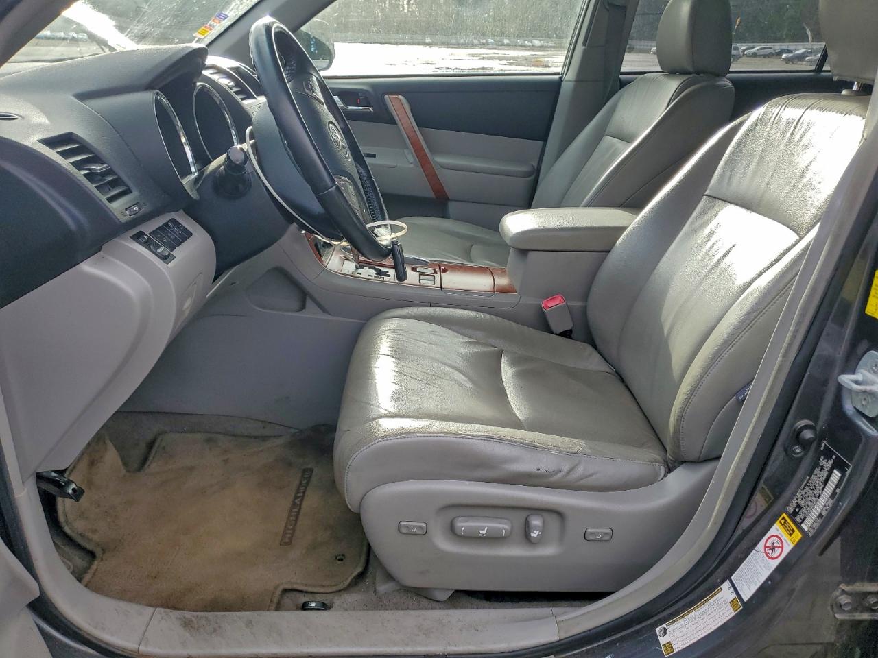 2009 TOYOTA HIGHLANDER LIMITED photo 7