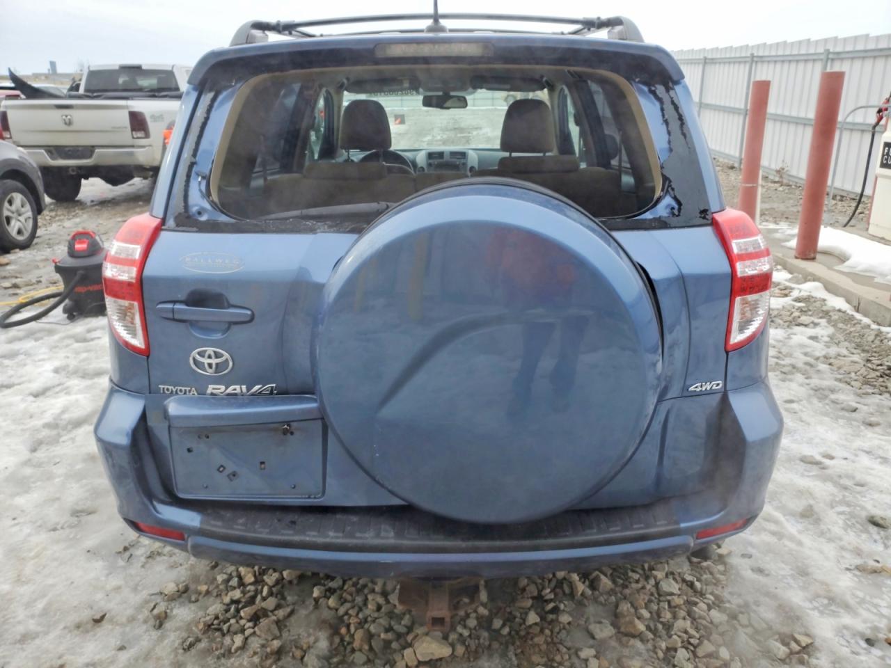 2010 TOYOTA RAV4 photo 6