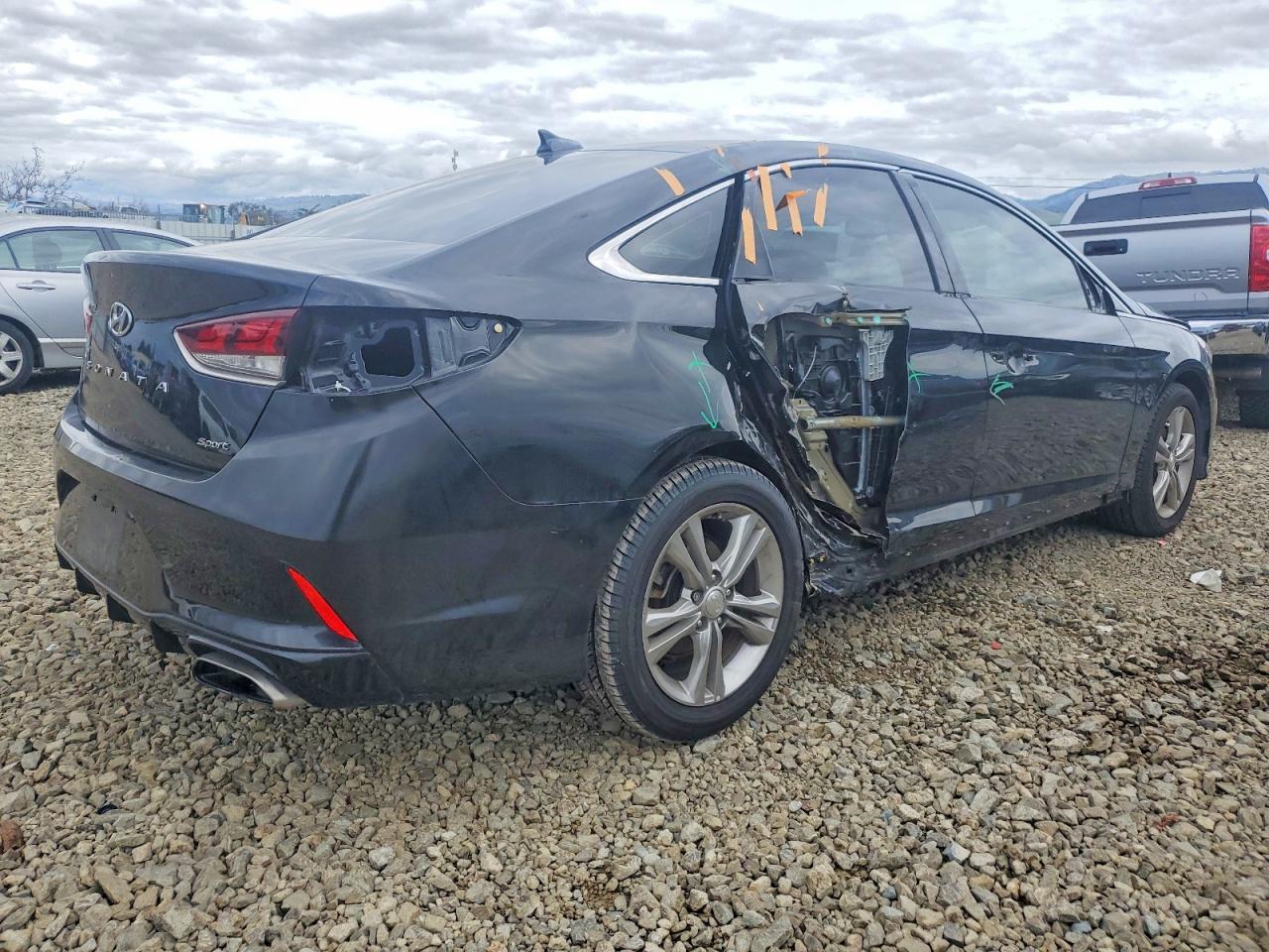 2018 HYUNDAI SONATA SPORT photo 3