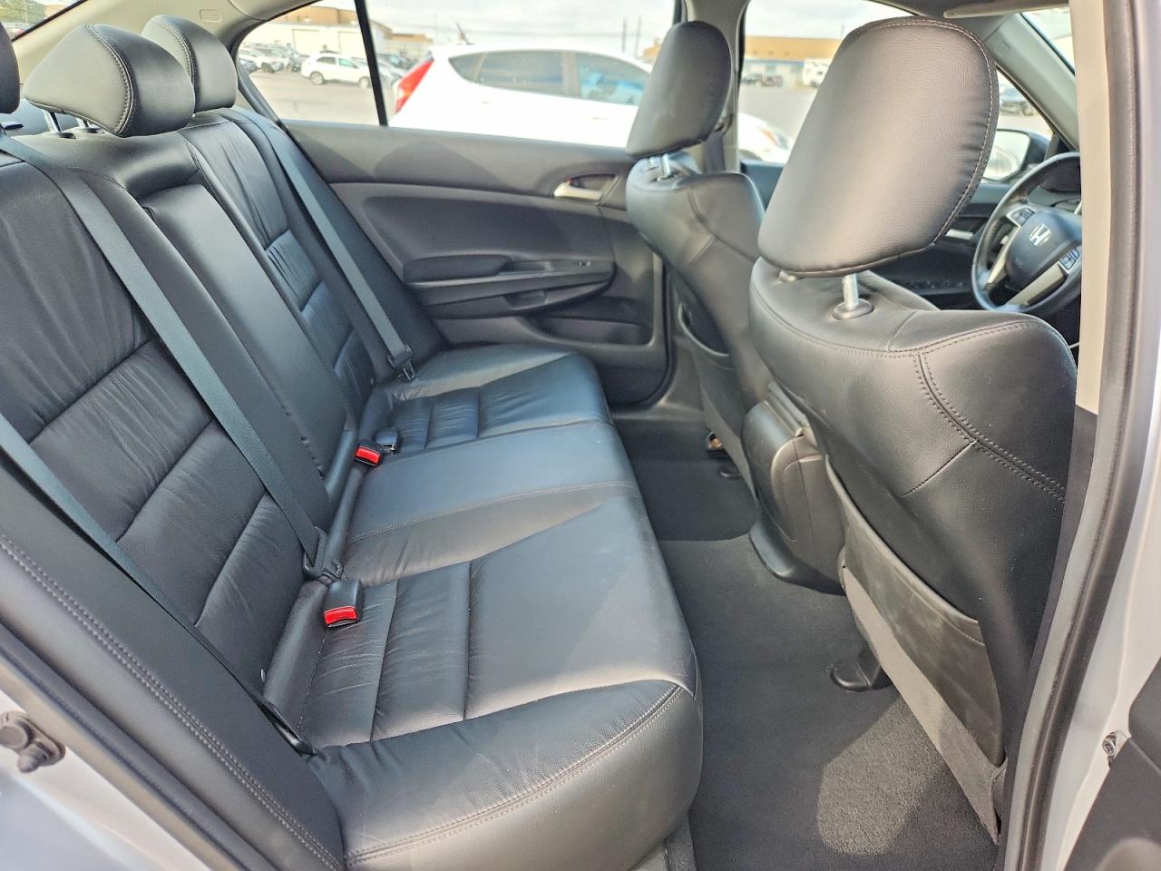 2012 HONDA ACCORD SE photo 10