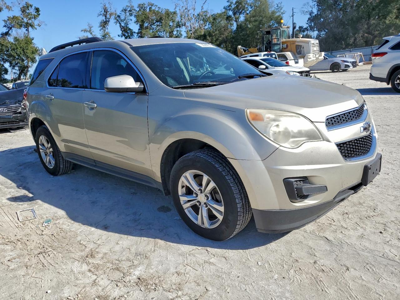 2013 CHEVROLET EQUINOX LT photo 4