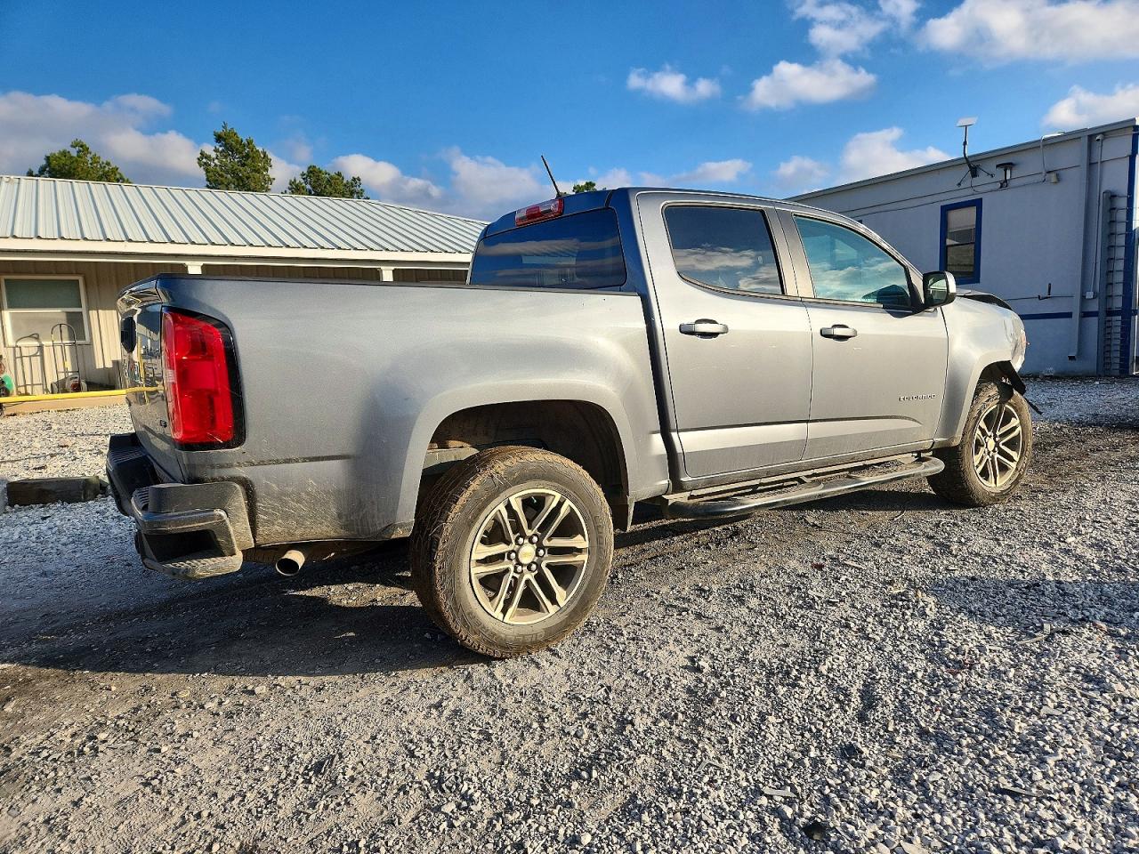 2022 CHEVROLET COLORADO photo 3