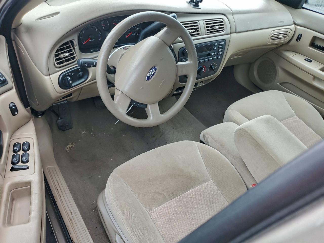 2004 FORD TAURUS LX photo 8